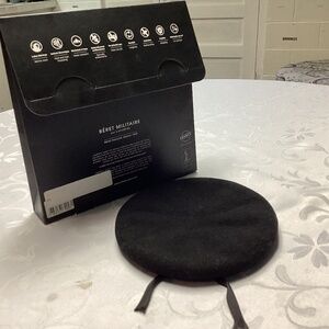 Commando. Le BERET MADE IN FRANCE “ COBRA. BRAND INSIDE HAT. NEW